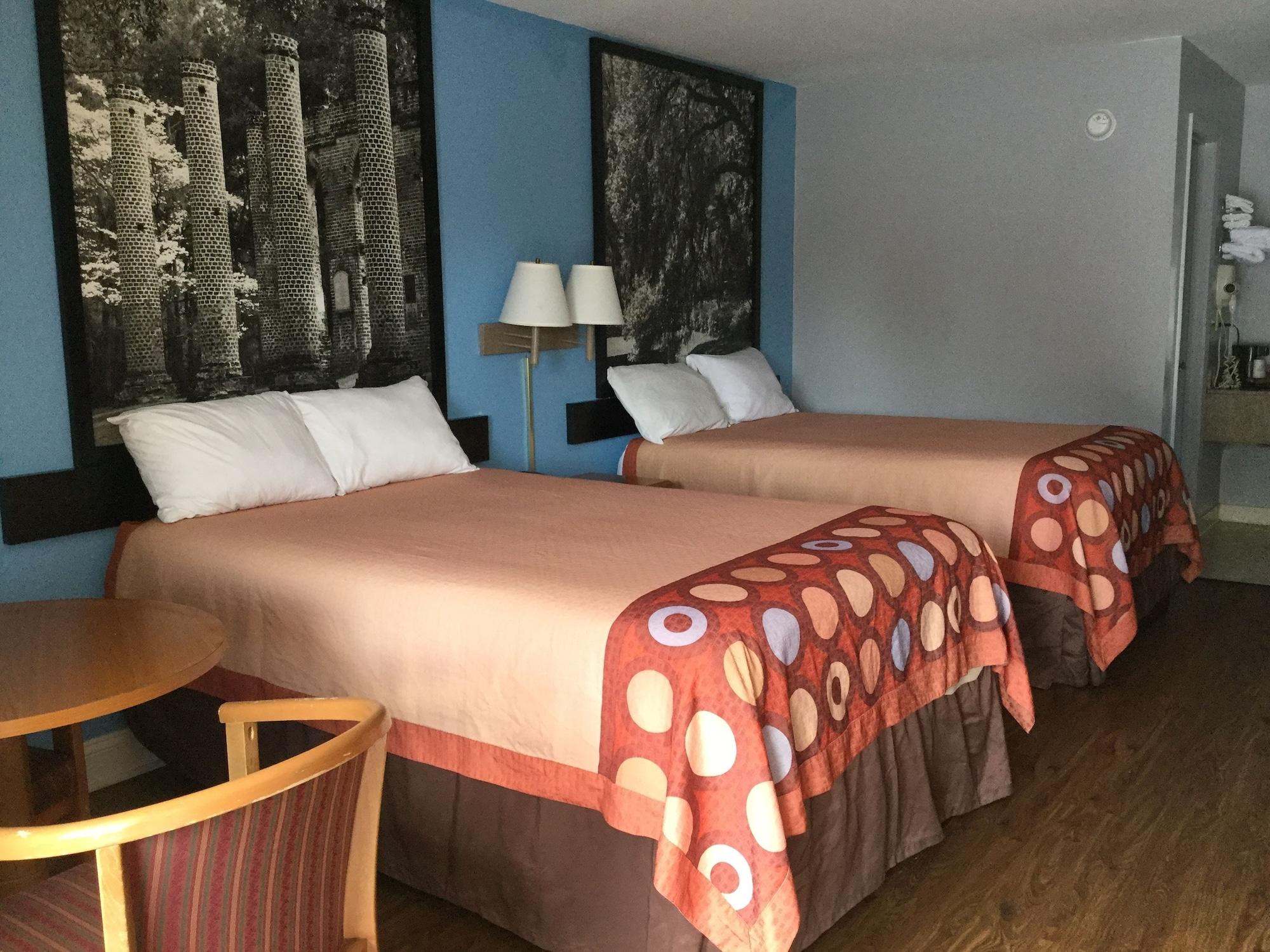 Super 8 By Wyndham Walterboro Hotel Bagian luar foto